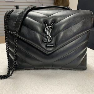 Saint Laurent YSL Loulou Matelasse “Y” leather Blk
